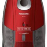 Panasonic Vacuum Cleaner Red - MC-CG711